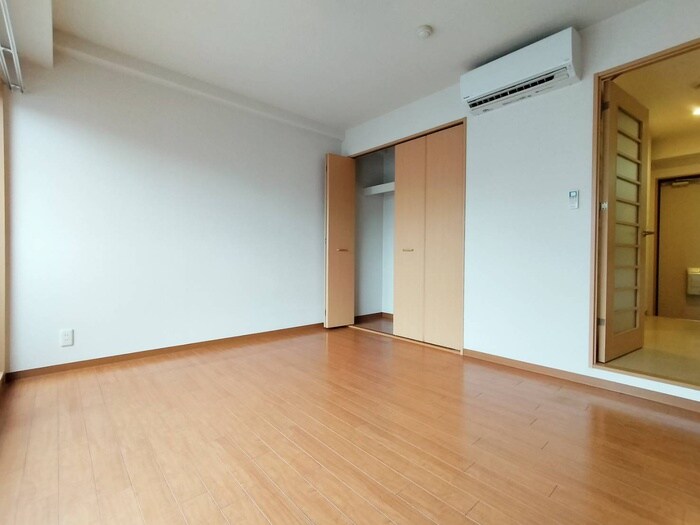 物件内観写真19　(居室)