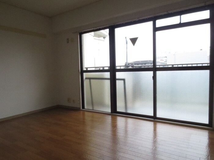 物件内観写真10　(居室)