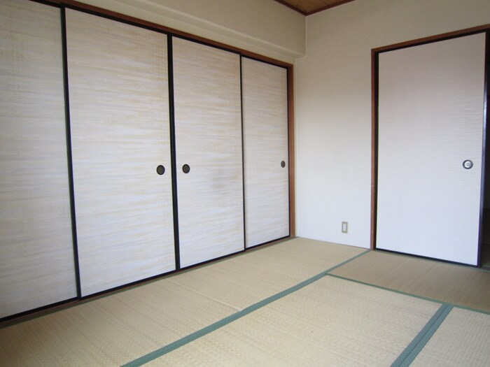 物件内観写真12　(居室)