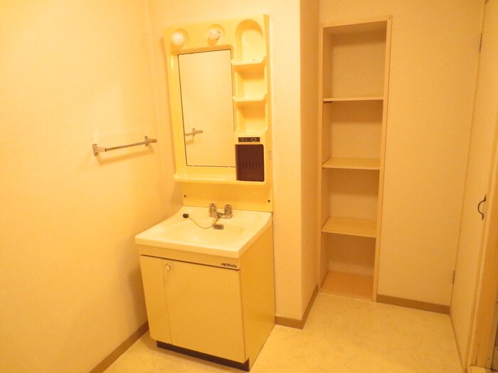 物件内観写真16　(洗面)