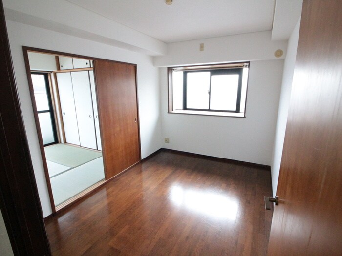 物件内観写真9　(居室)