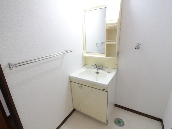 物件内観写真14　(収納)