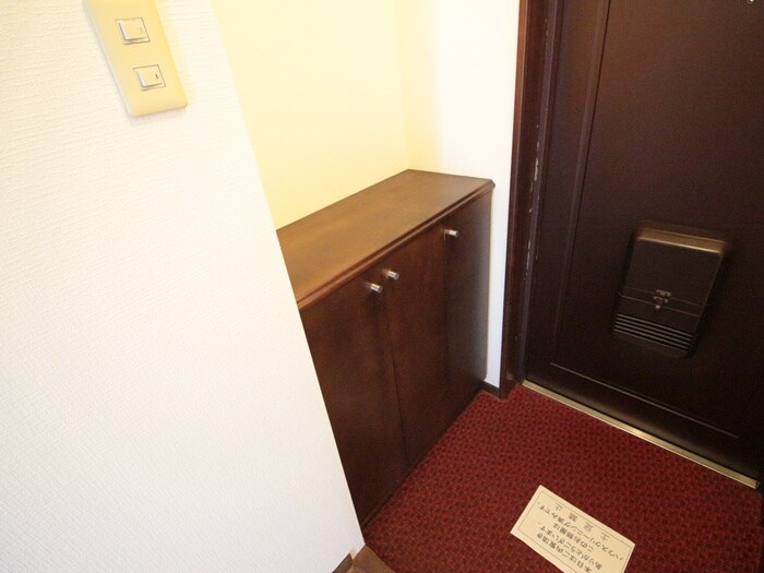 物件内観写真18　(靴箱)