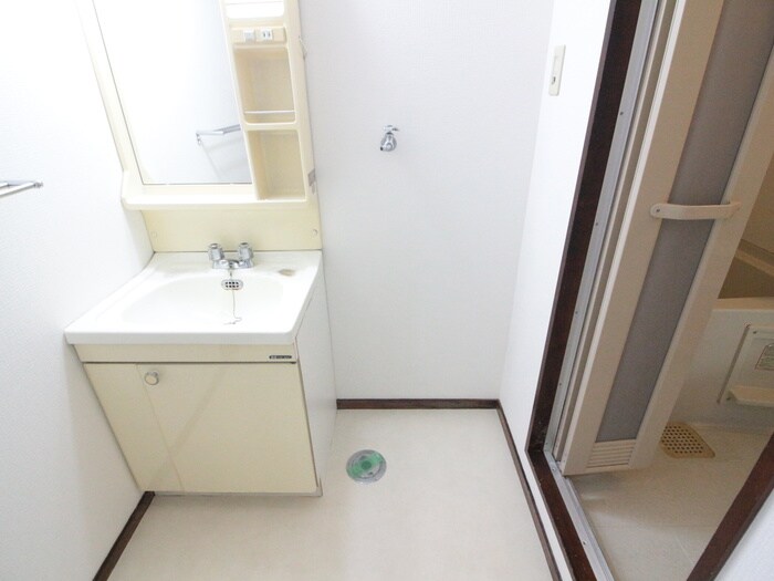 物件内観写真20　(洗濯機置場)