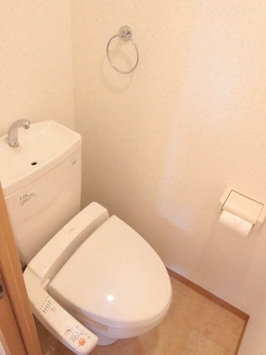 物件内観写真13　(トイレ)