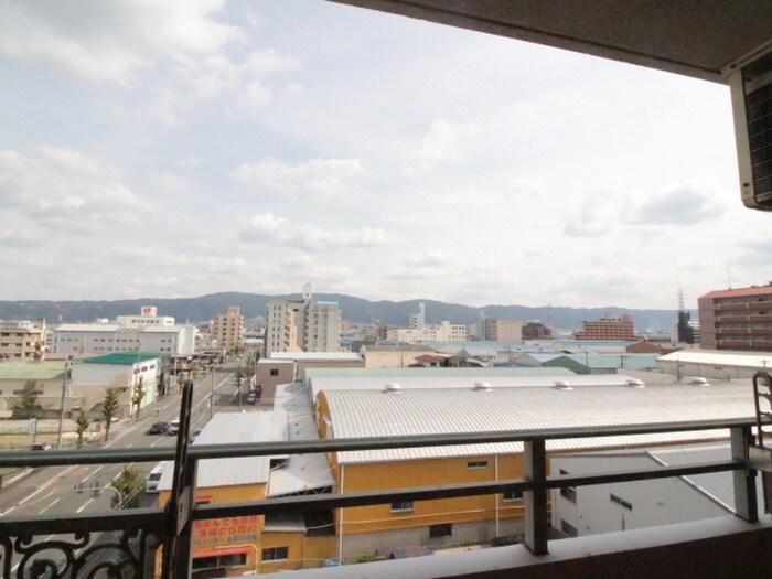 物件内観写真14　(室内からの展望)