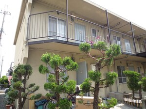 名神ハイツＤ棟外観写真