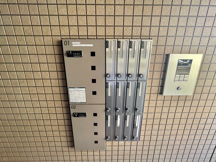 物件外観写真4　(建物設備)