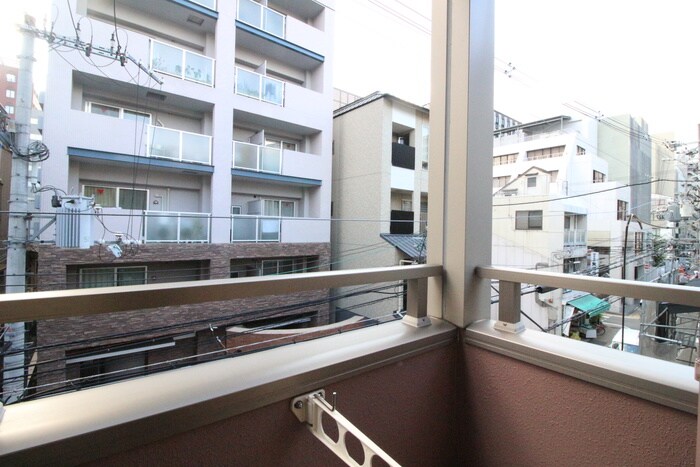 物件内観写真16　(室内からの展望)