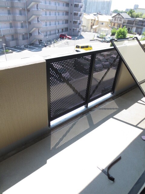 物件内観写真16　(ベランダ・バルコニー)