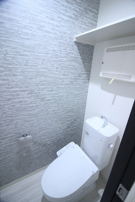 物件内観写真9　(トイレ)