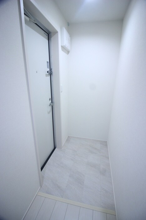 物件内観写真17　(玄関)