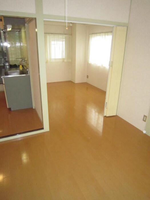 物件内観写真5　(居室)