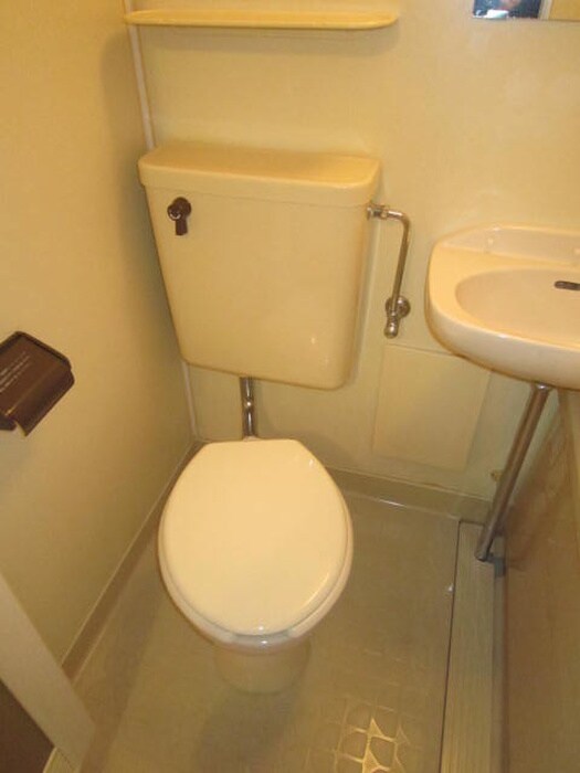 物件内観写真11　(トイレ)