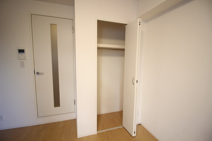 物件内観写真12　(収納)