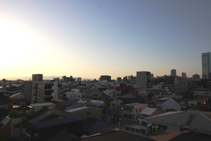 物件内観写真22　(室内からの展望)