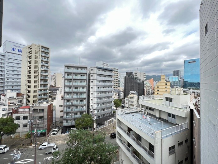 物件内観写真16　(室内からの展望)