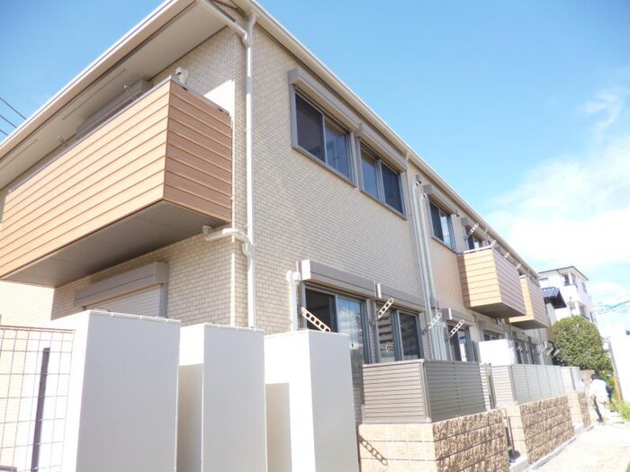 物件外観写真2　(外観写真)