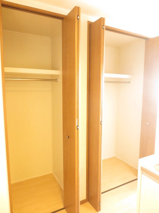 物件内観写真11　(収納)