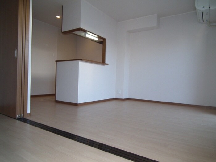 物件内観写真12　(居室)