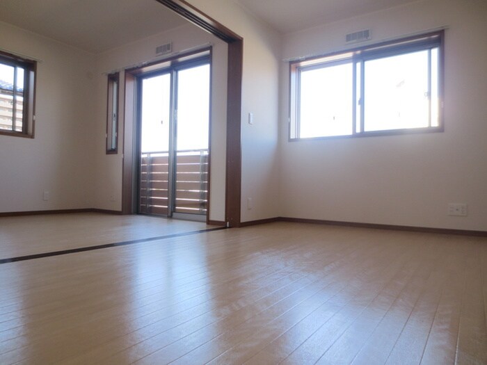 物件内観写真16　(居室)