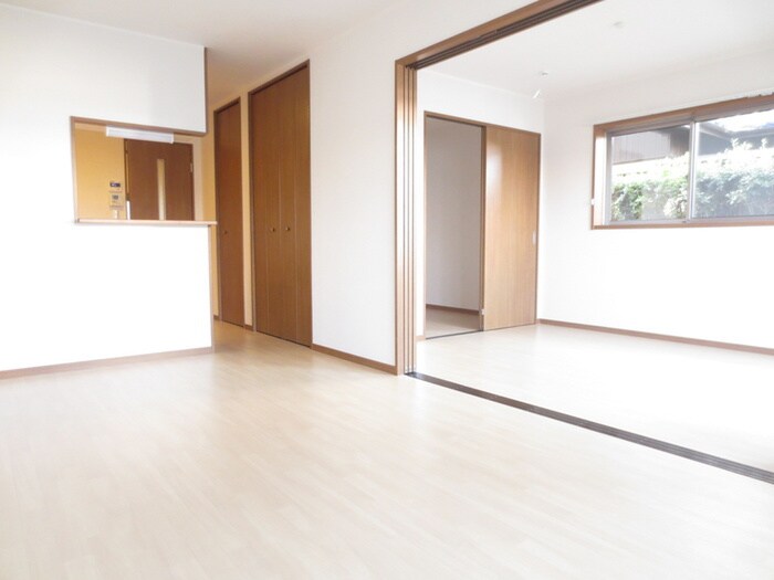 物件内観写真19　(居室)