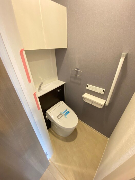 物件内観写真10　(トイレ)