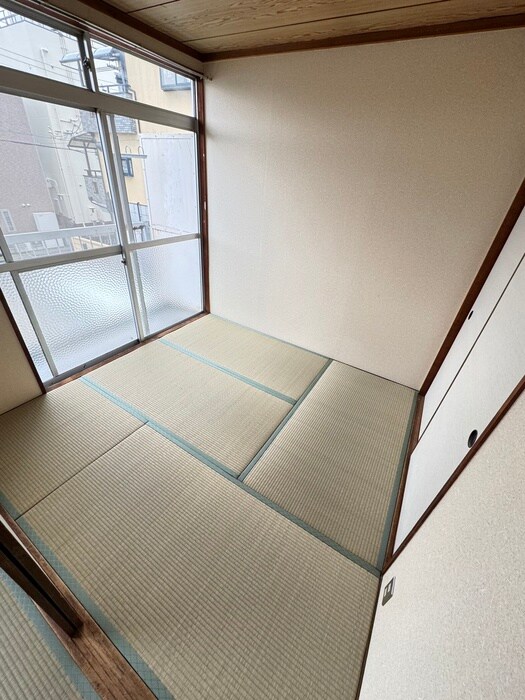 物件内観写真6　(居室)