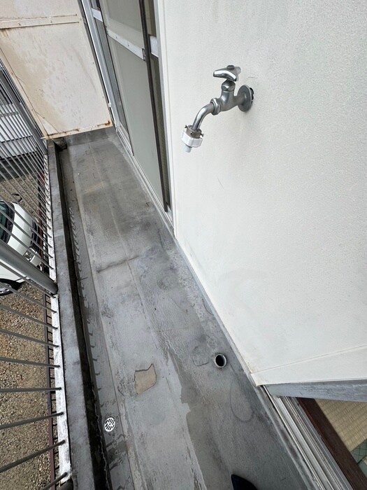 物件内観写真16　(洗濯機置場)