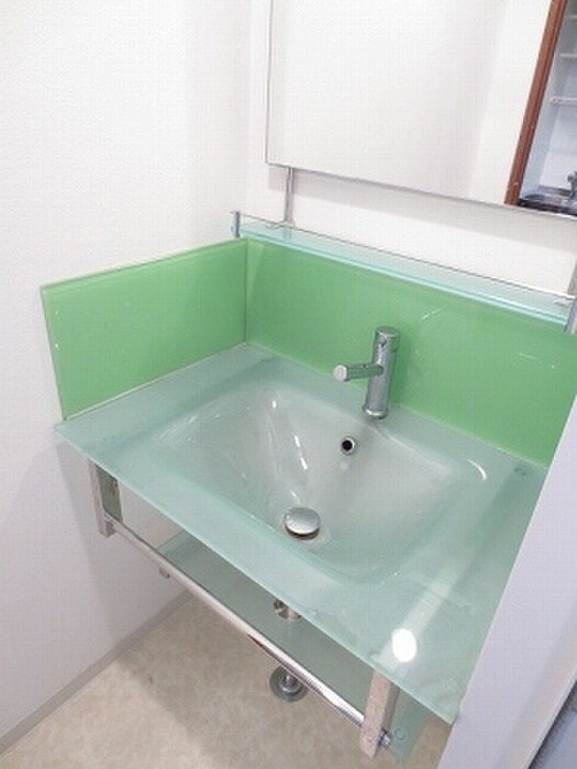 物件内観写真9　(洗面)