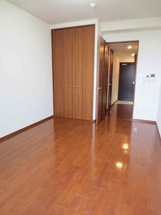 物件内観写真18　(居室)