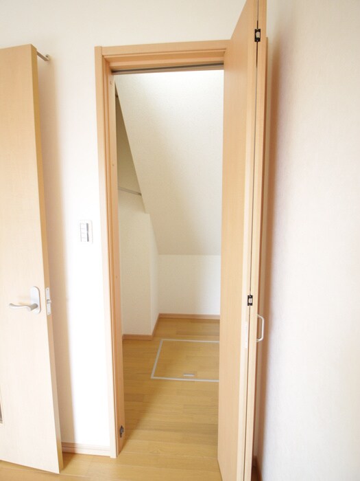 物件内観写真13　(収納)