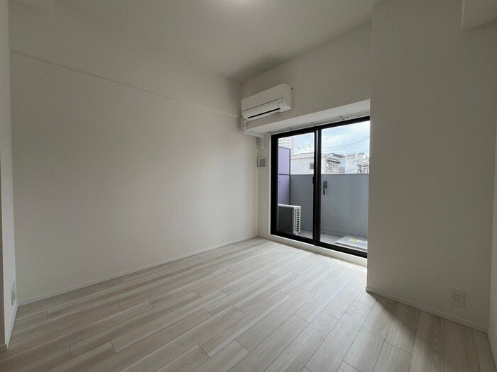 物件内観写真10　(居室)