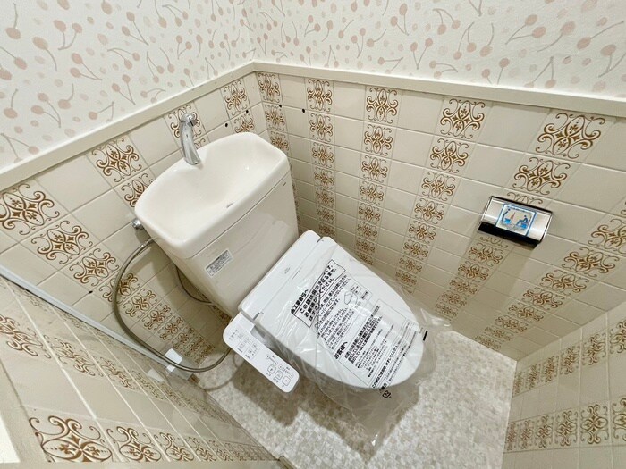 物件内観写真13　(トイレ)