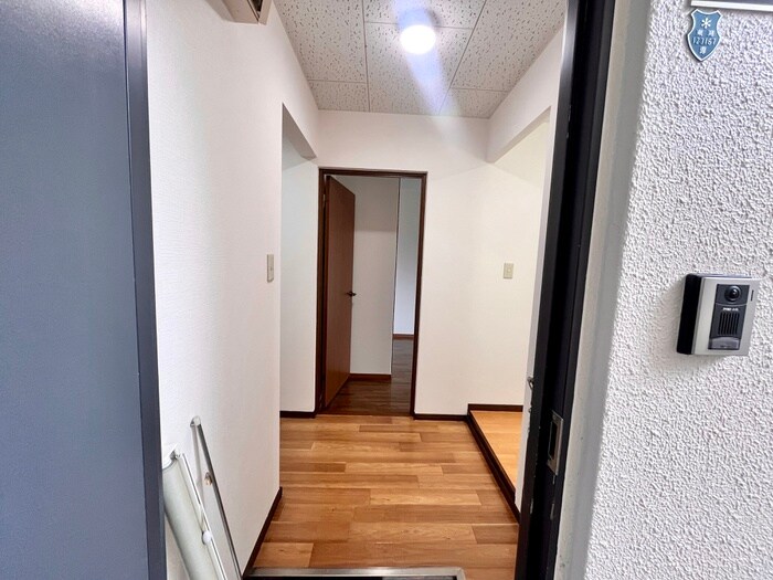 物件内観写真19　(廊下)