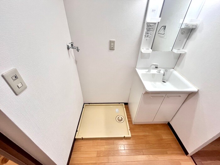 物件内観写真22　(洗濯機置場)