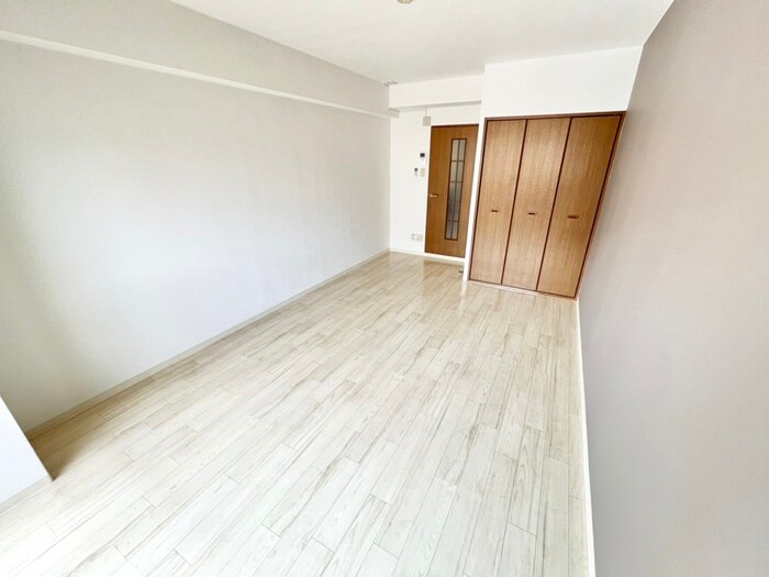 物件内観写真6　(居室)