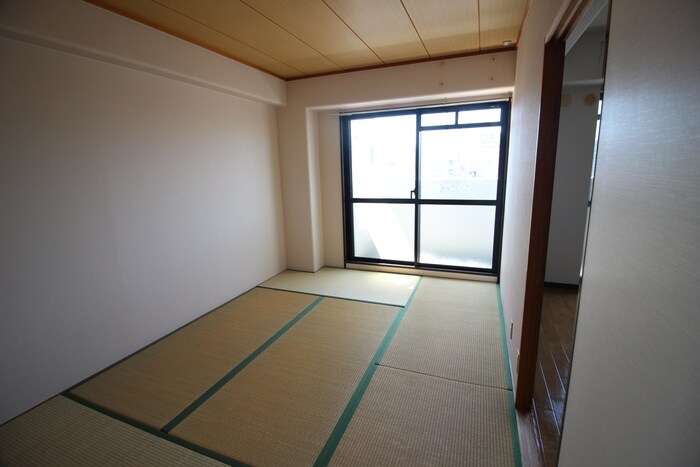 物件内観写真11　(居室)