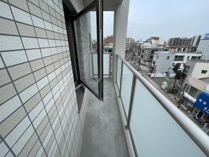 物件内観写真16　(室内からの展望)