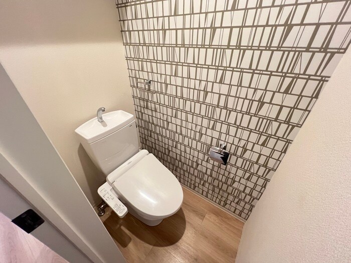 物件内観写真12　(トイレ)