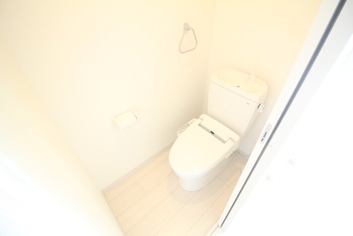 物件内観写真13　(トイレ)