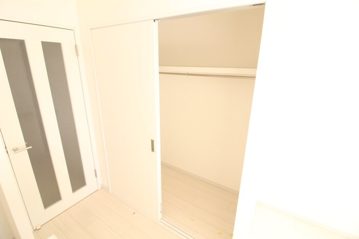 物件内観写真16　(収納)