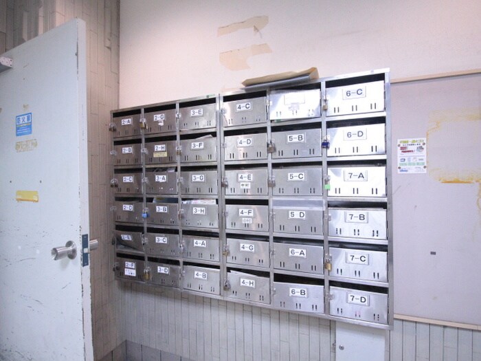 物件外観写真4　(建物設備)