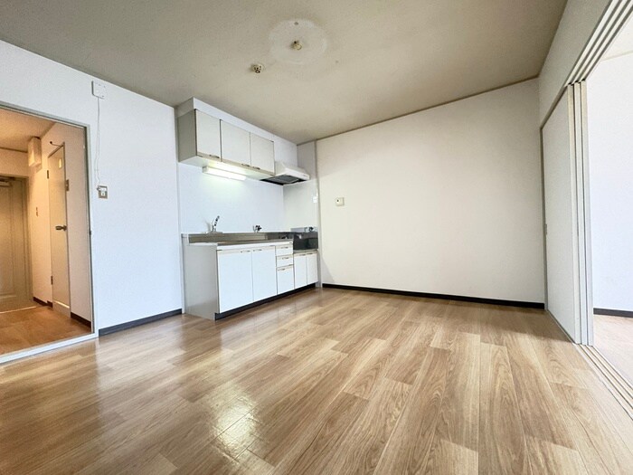 物件内観写真13　(居室)