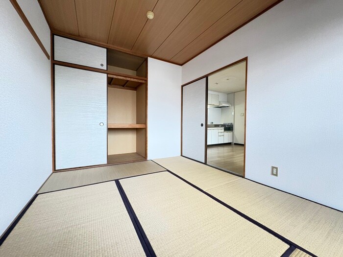 物件内観写真18　(居室)