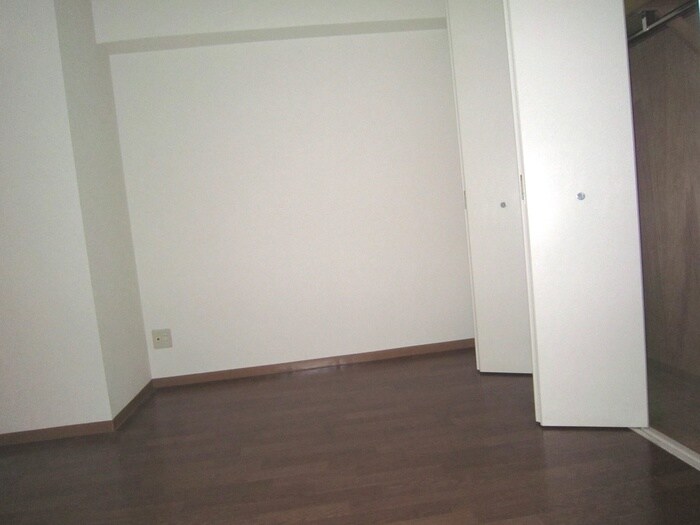 物件内観写真15　(収納)