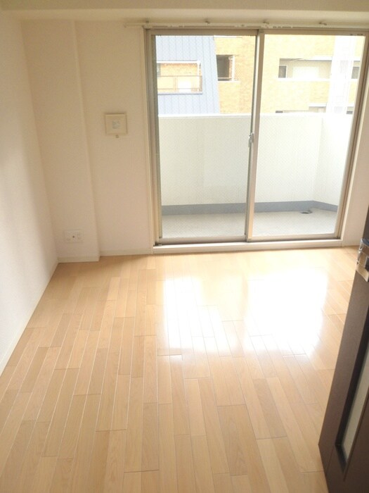 物件内観写真15　(居室)