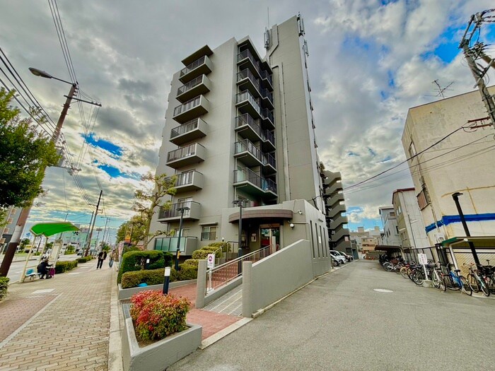 物件外観写真1　(外観写真)