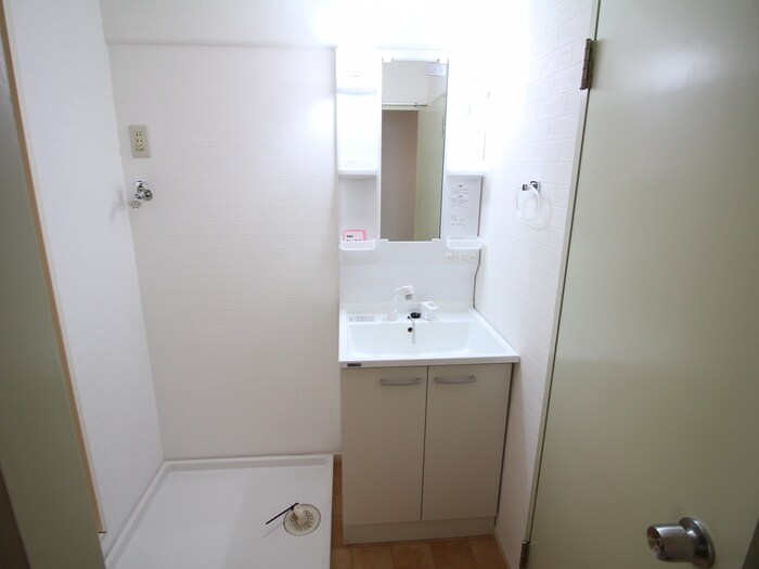 物件内観写真9　(洗面)