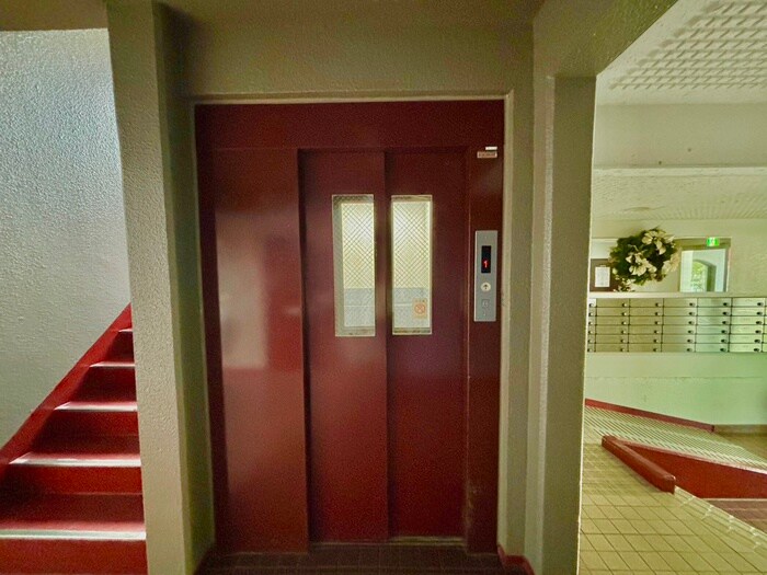 物件外観写真6　(建物設備)